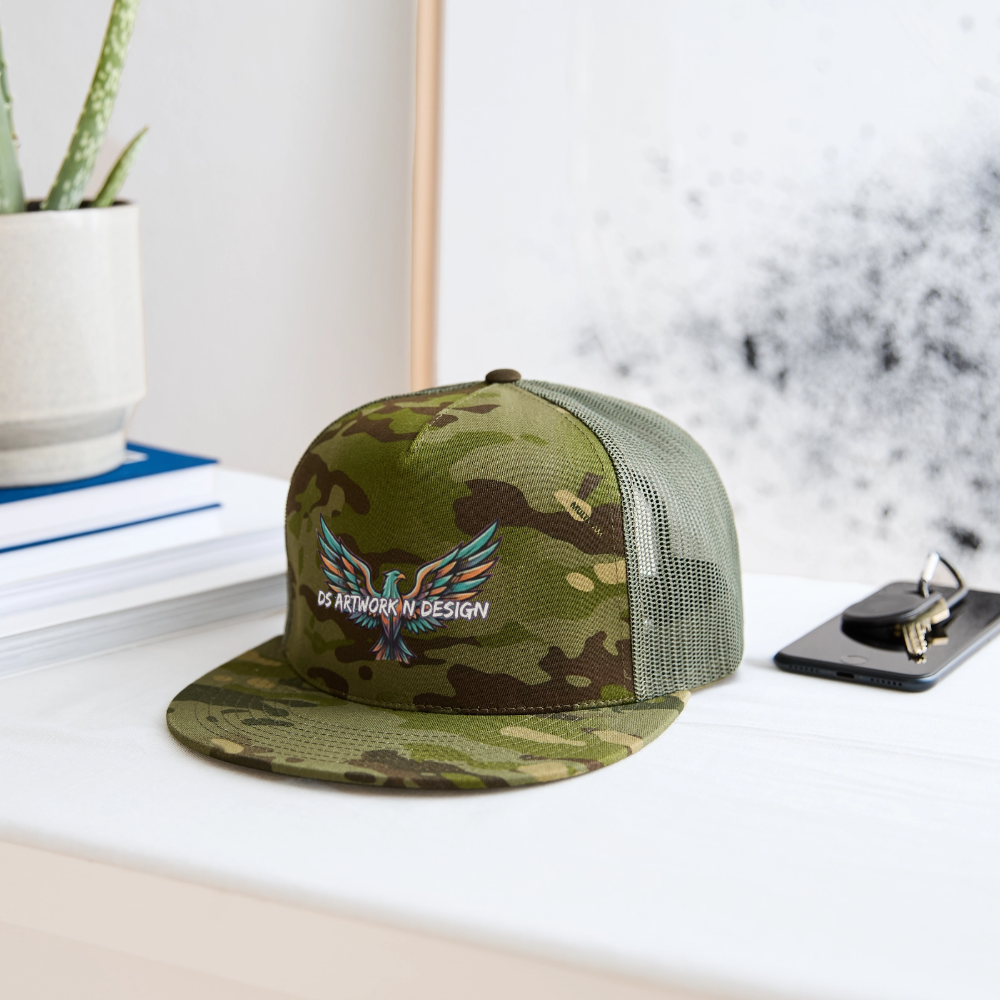 Graffiti Eagle - Trucker Hat - MultiCam\green