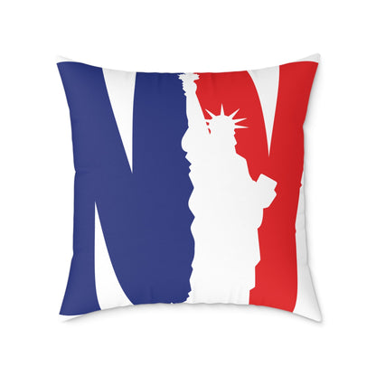 New York Statue of Liberty Poly Canvas Pillow - DS Artwork N Design
